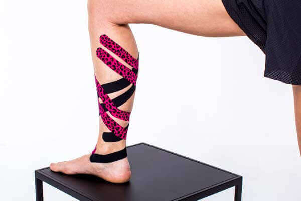 how to tape drainage of the lower leg and ankle 8 - THYSOL Australia