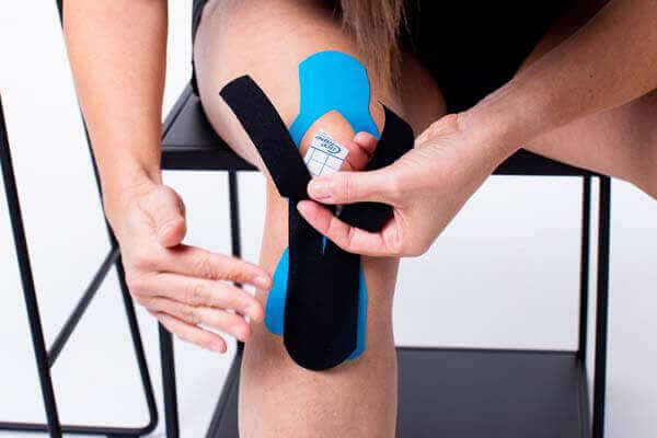 How to tape pain below kneecap 6 -Australia